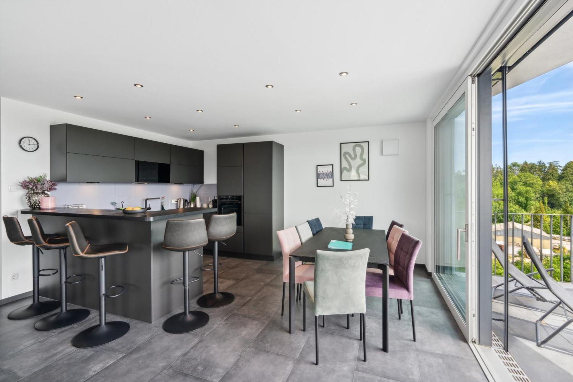 شقة Anytime - Penthouse Mit Terrasse Und Bergsicht FDH المظهر الخارجي الصورة