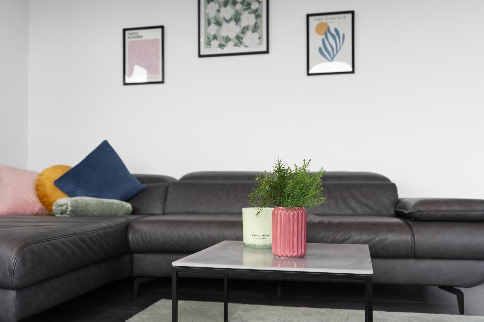 شقة Anytime - Penthouse Mit Terrasse Und Bergsicht FDH المظهر الخارجي الصورة